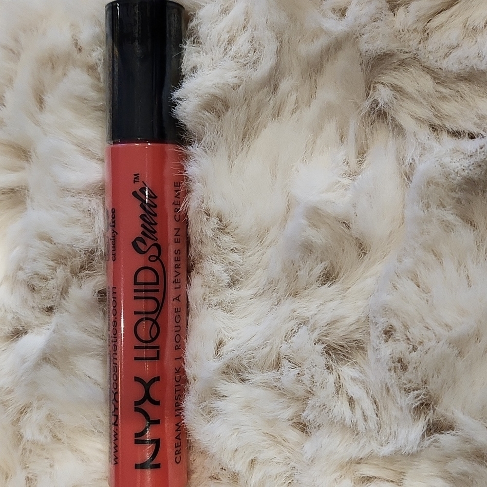 *4 for $20 * 💕  NYX lipstick